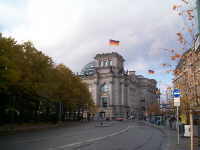 Am Reichstag im Herbst.